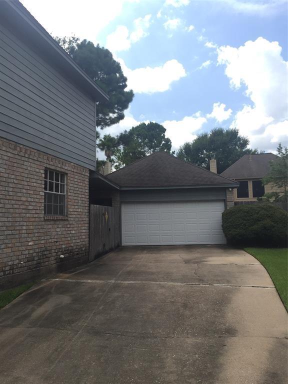 Building Photo - 6418 Seegers Trail Dr