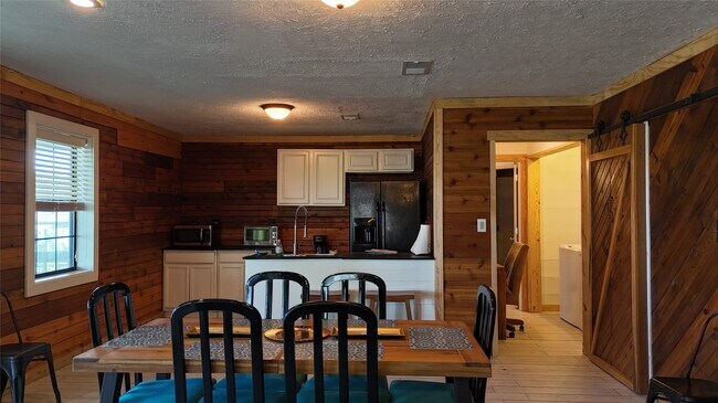 Foto del edificio - 393 Mason Loop