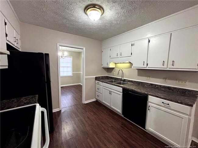 Foto del edificio - 1502 Diplomat Dr