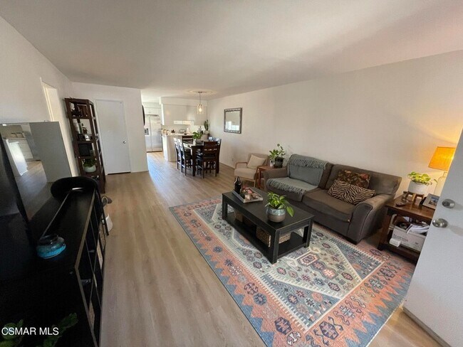 Foto del edificio - 8632 Henderson Rd