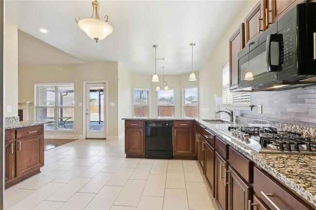 Building Photo - 2488 New Iberia Cir