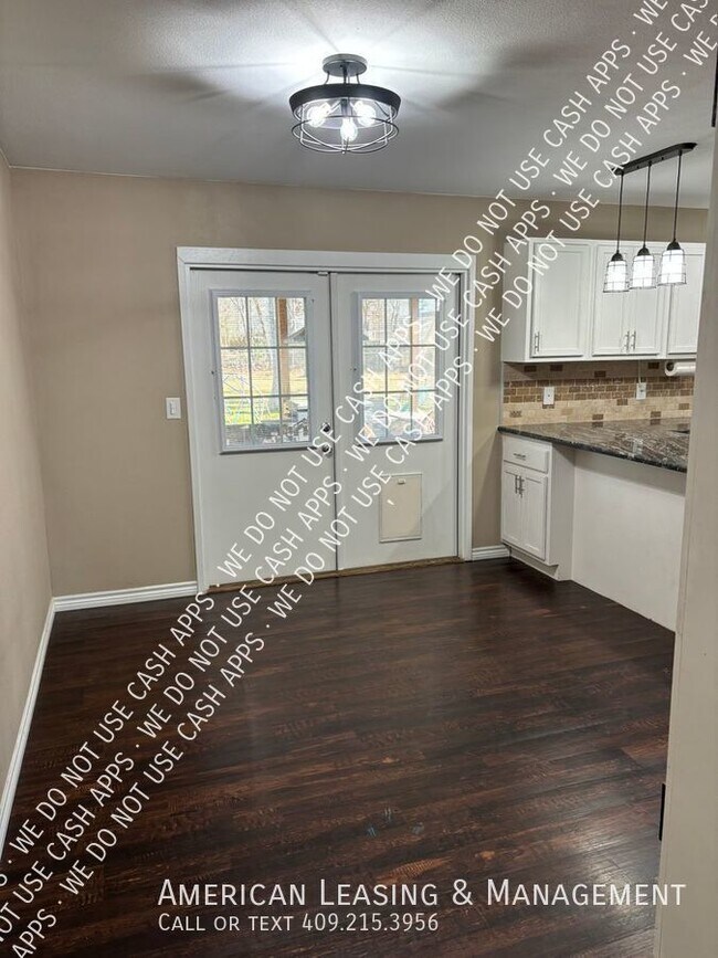 Foto del edificio - 225 Ridgewood St