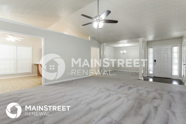 Foto del edificio - 3410 Poplar Ridge Dr