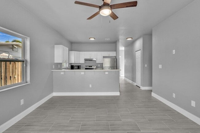 Building Photo - 2019 NW 64th Ave