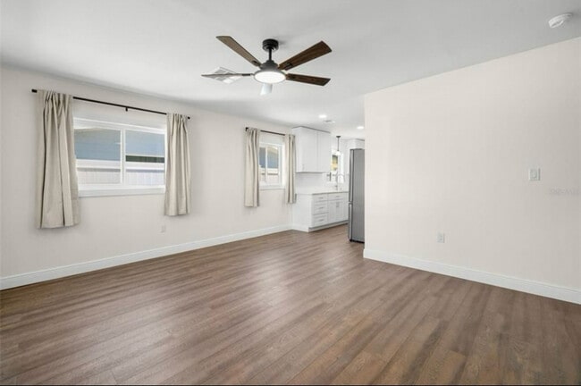 Foto del edificio - 185-187 38th Ave SE