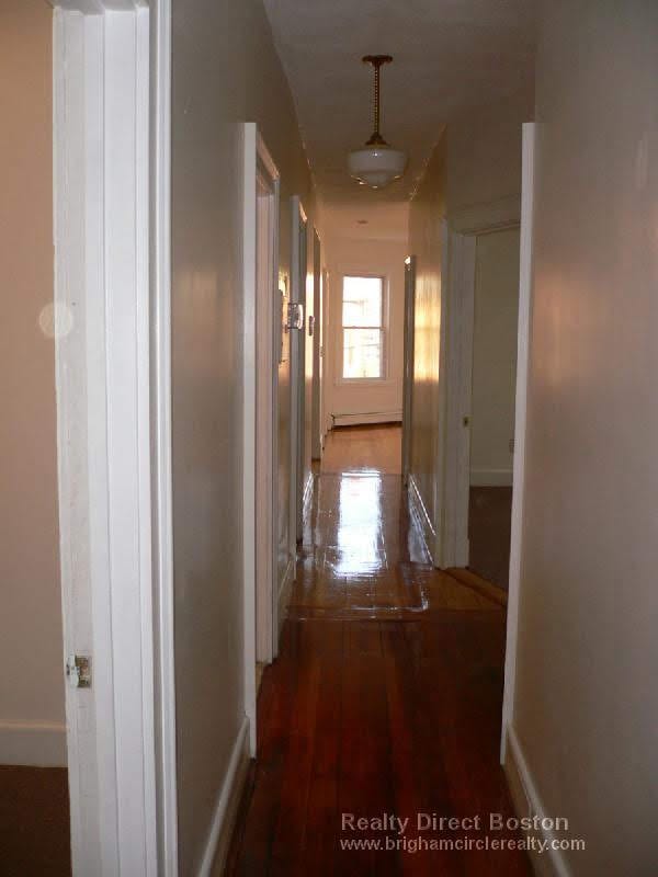 Photo - 101 Calumet St Apartment
