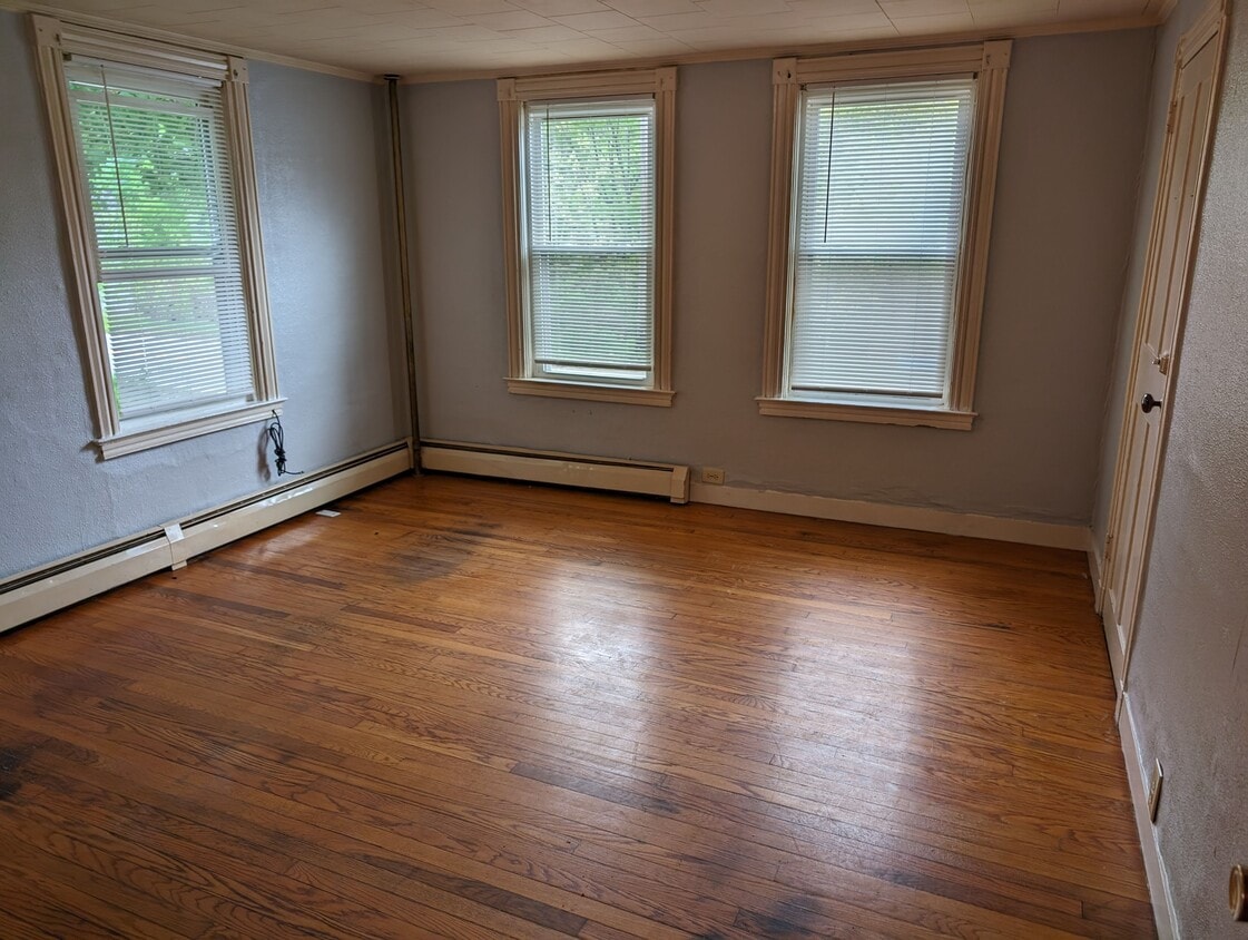 43 Canal St Unit 2, Hinsdale, NH 03451 Apartments in Hinsdale, NH