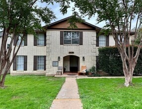 Building Photo - 3438 Willowrun Dr