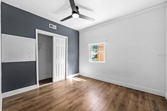 Foto del edificio - 3210 Acapulco Dr