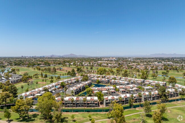 Foto del edificio - Lake Park Village