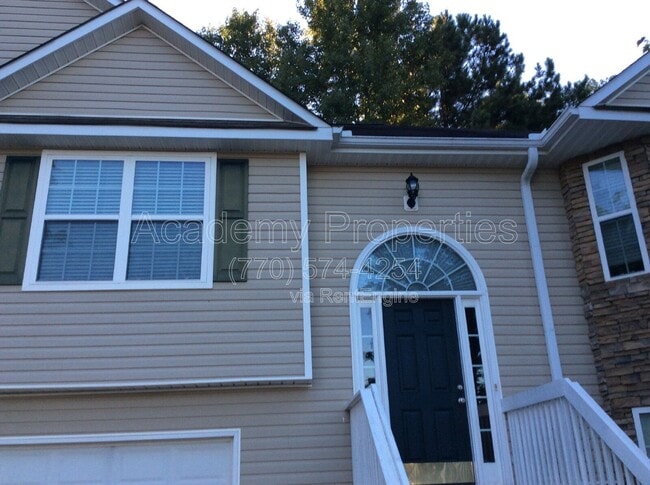 Foto del edificio - 4015 Yellow Pine Ct