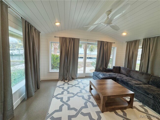 Foto del edificio - 1331 NW 20th Ave