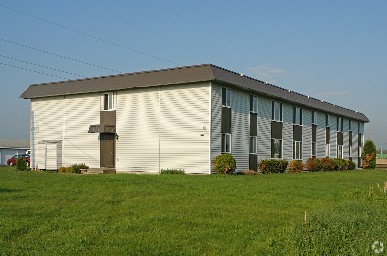 Primary Photo - 2020 Mall Dr