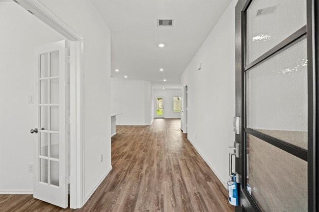 Building Photo - 3804 Falling Moon Ln