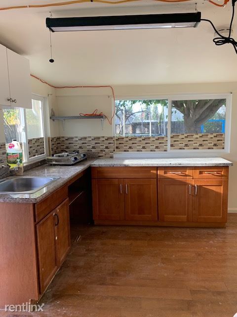 Building Photo - 2 br, 1 bath House - 3165 Hostetter rd