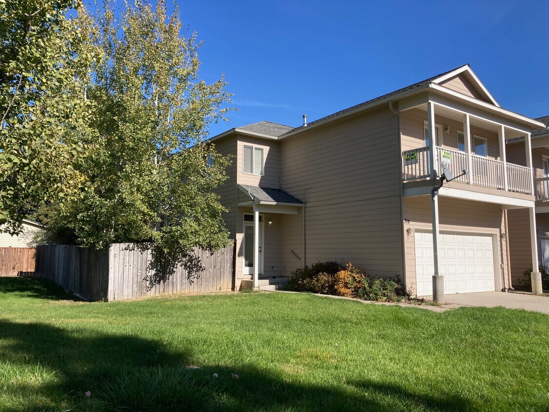 1314 Fir St, Sandpoint, ID 83864 Townhome Rentals in Sandpoint ID