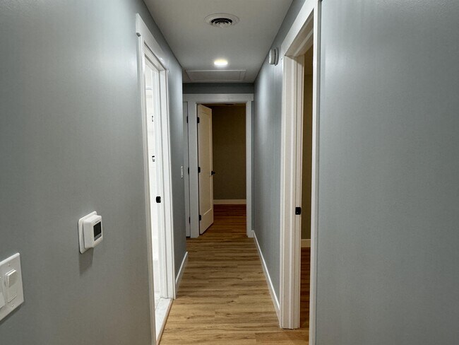 Foto del edificio - 62 Golden Rod Ln