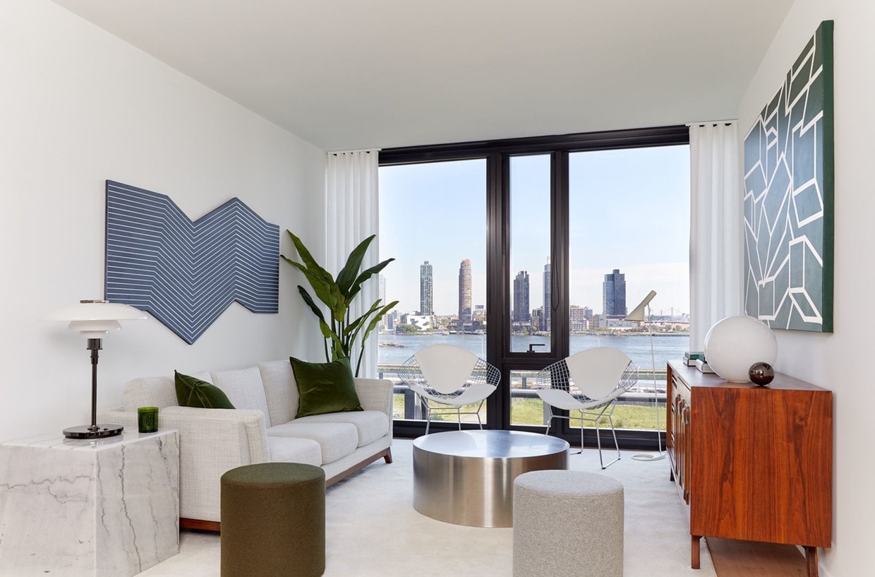 Sala de estar - 685 First Ave