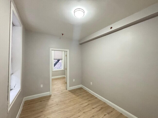 Foto del edificio - 235 56th St