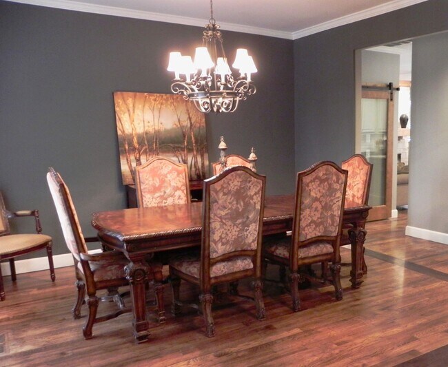 Building Photo - 8711 S College Pl