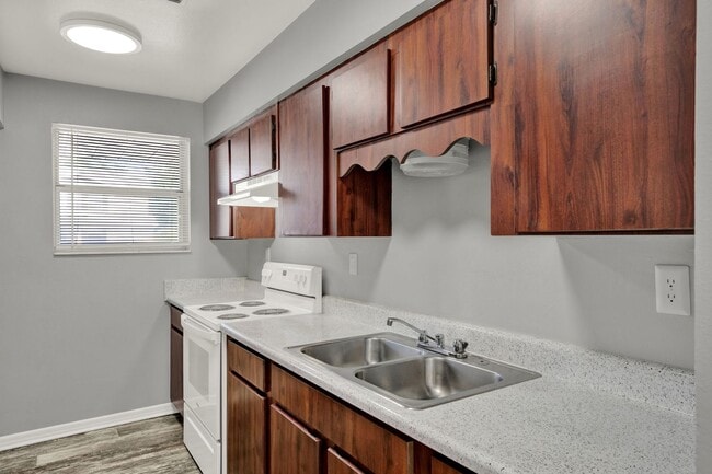 Foto del edificio - ****Spacious 2 Bedroom 1 Bath in Orange City