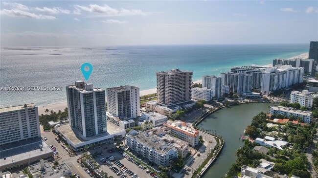Building Photo - 2655 Collins Ave