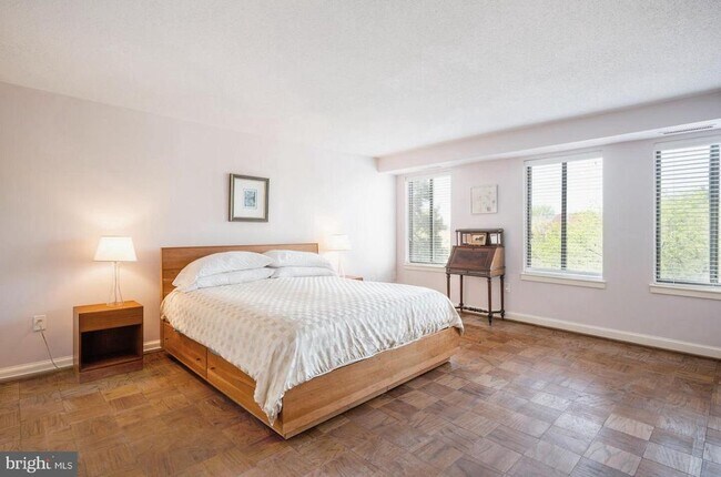 Foto del edificio - 3101 New Mexico Ave NW