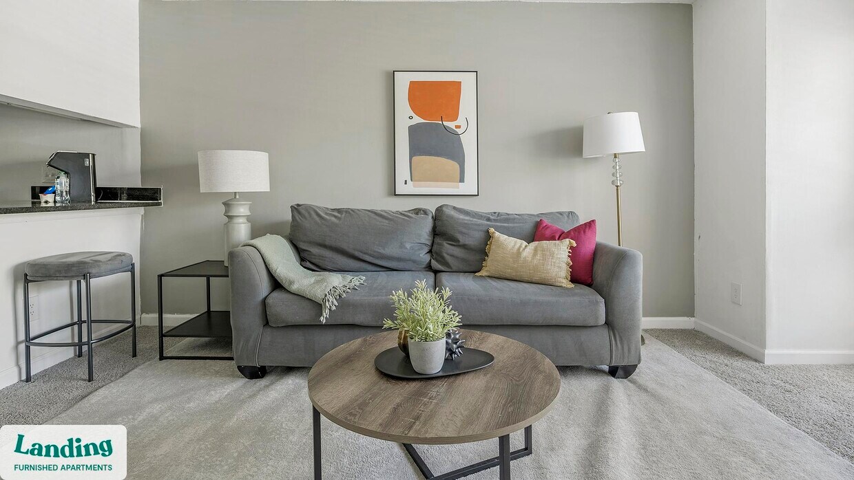 Foto principal - 2030 Northcliffe Dr