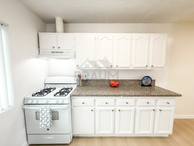 Foto del edificio - 13129 Oxnard St