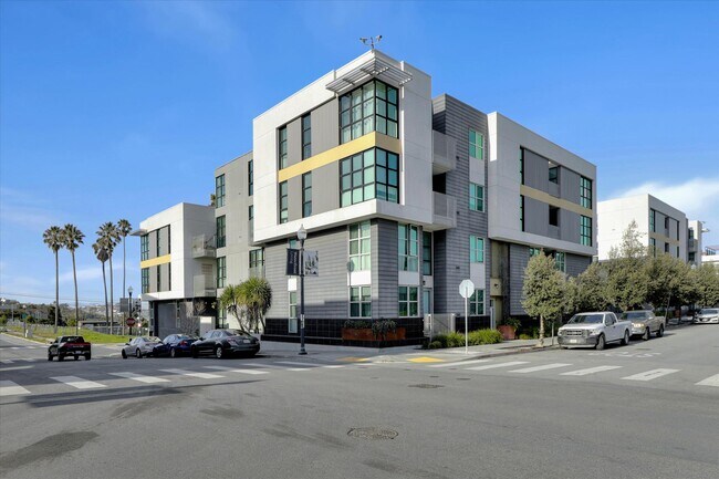 Foto del edificio - 451 Donahue St