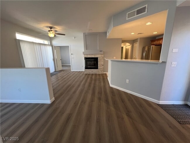 Building Photo - 7400 W Flamingo Rd