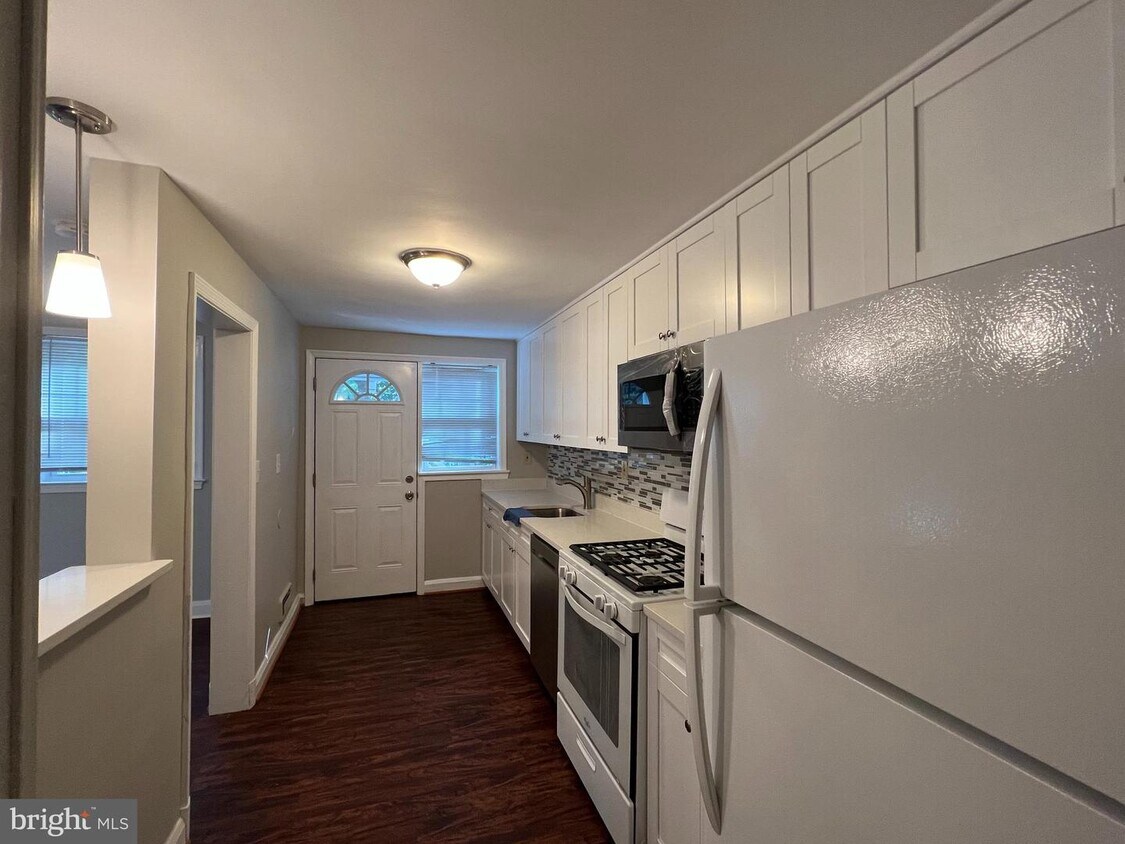 1202 Newfield Rd, Baltimore, MD 21207 Townhome Rentals in Baltimore
