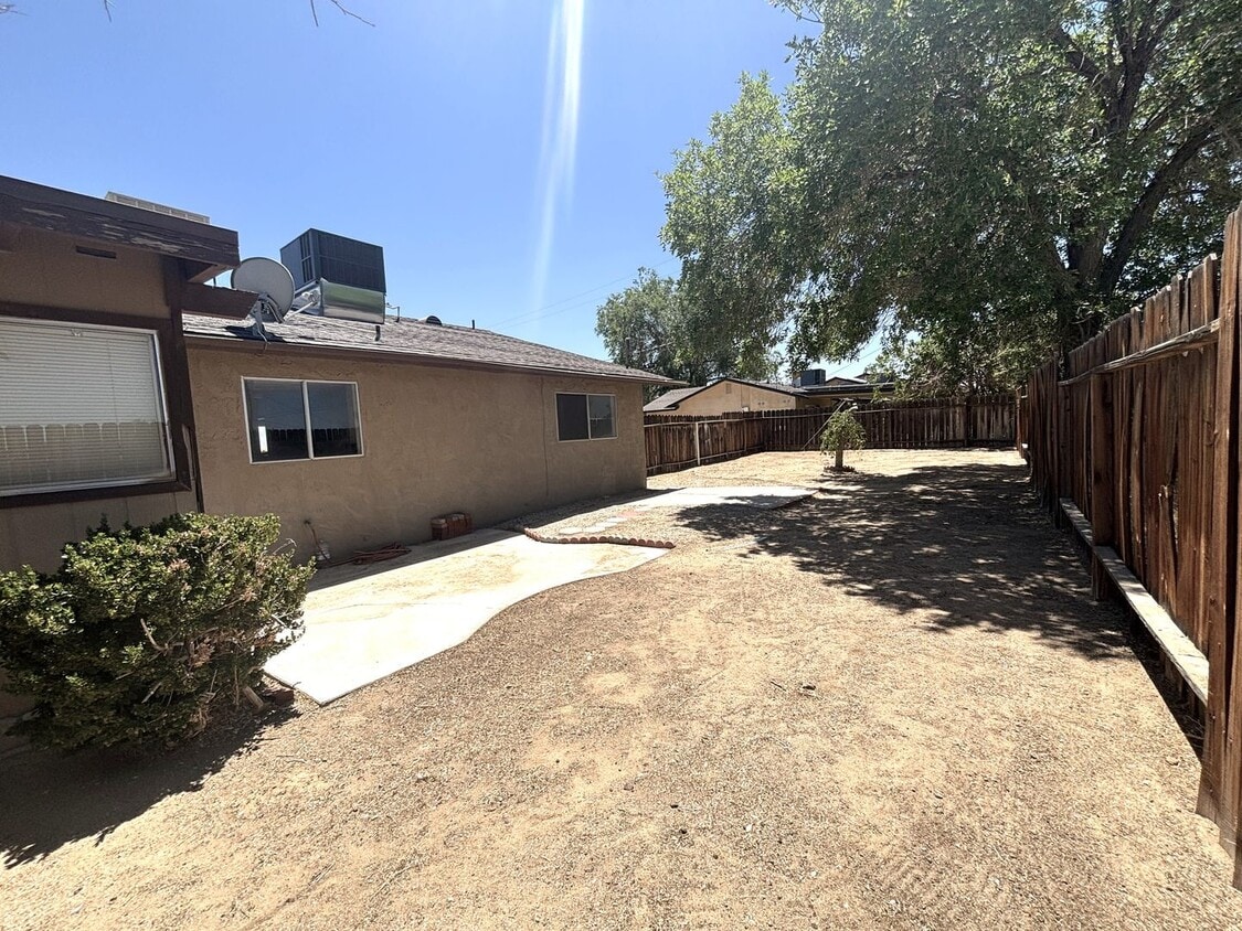 Building Photo - Now Accepting Applications!