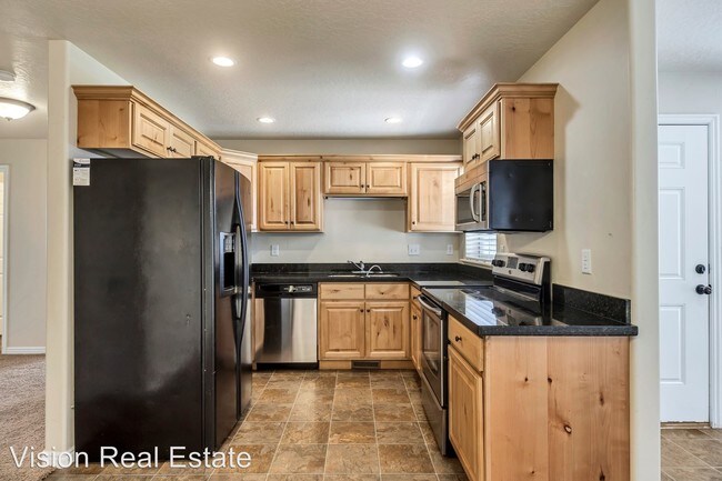 Building Photo - 3 br, 2 bath House - 2522 W 500 S #8