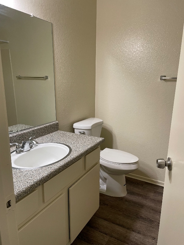 Photo - 674 W 41st St Apartment