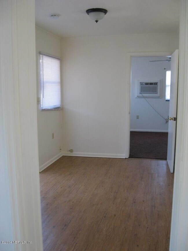 Building Photo - 2403 State St