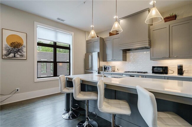 Foto del edificio - 11134 Serenbe Ln