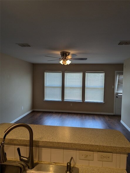 Building Photo - 8820 Wagon Trail