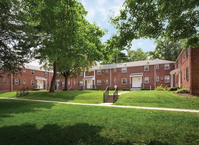 Hackensack Gardens Apartments - Hackensack, NJ | Apartments.com