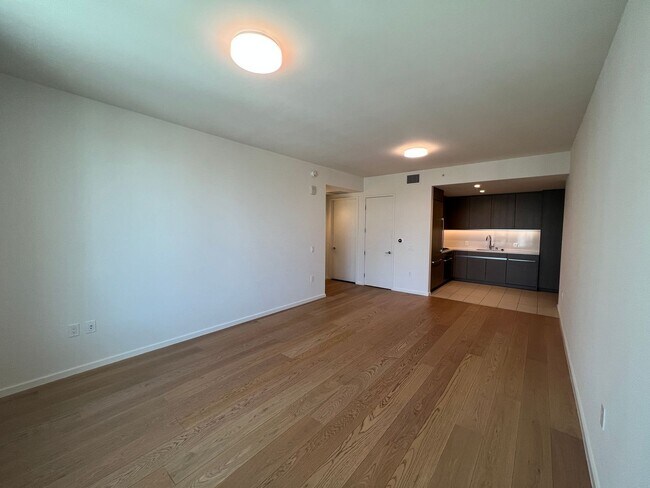 Foto del edificio - Luxury Executive Condo for Rent - DTLA