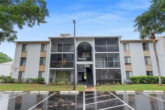 Building Photo - 8203 Sun Spring Cir