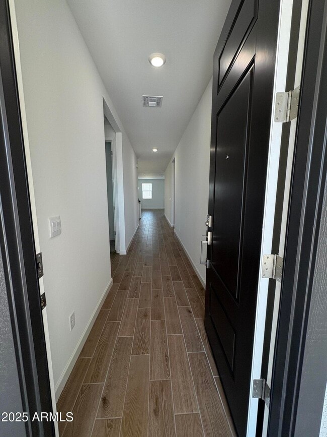 Foto del edificio - 17790 W Turquoise Ave