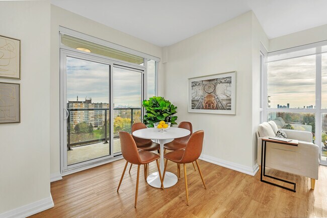 Photo du bâtiment - Beautiful 2BD, 2BA + Den unit in a NEW bui...