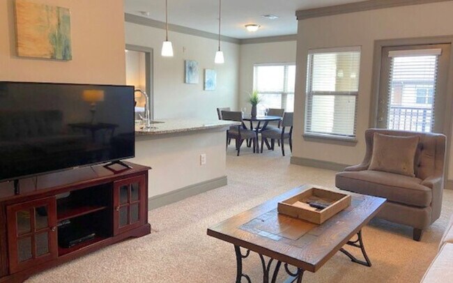 Foto del edificio - 50 Venue Wy