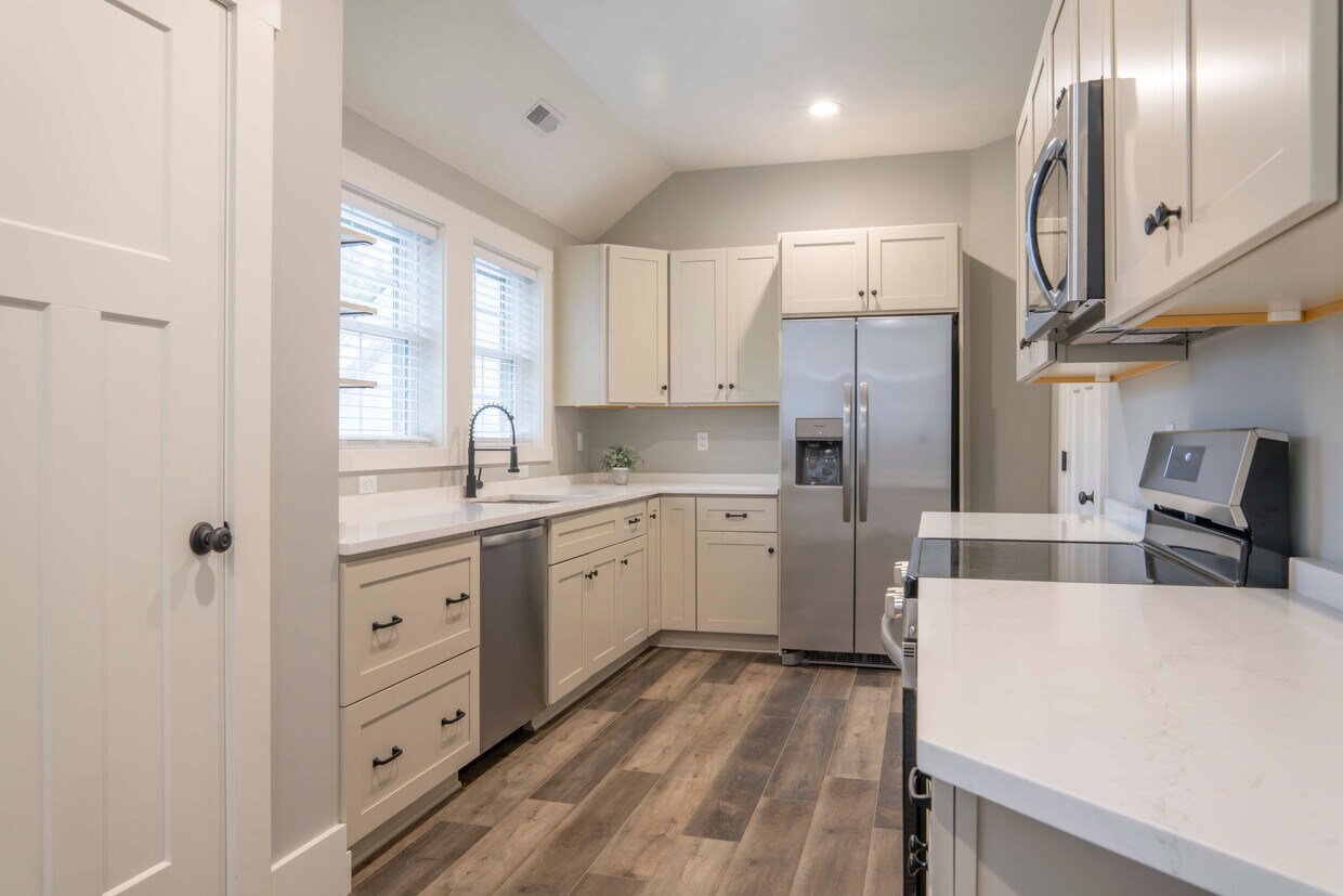 63 Turnpike Rd Unit 1A, Westminster, MA 01473 Apartments in