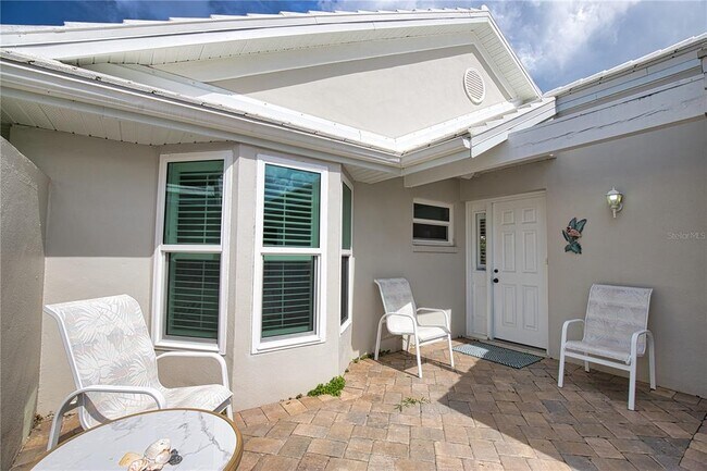 Foto del edificio - 782 Harrington Lake Dr N