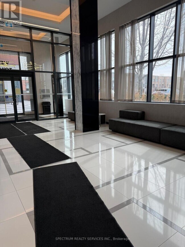 Photo du bâtiment - 99 Eagle Rock Way