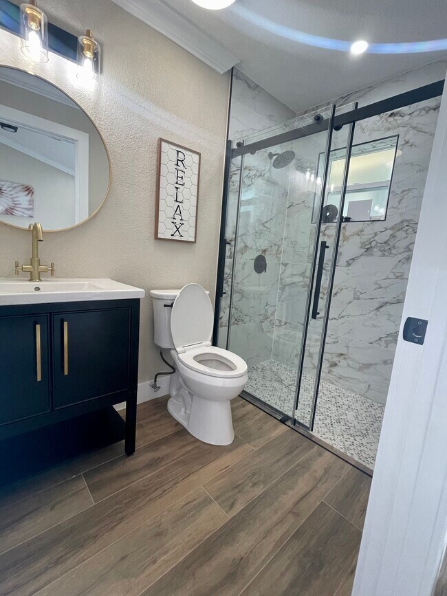 Foto del edificio - 1672 Hawthorne Pl