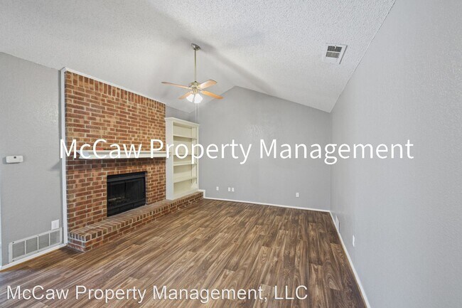 Foto del edificio - 2 br, 2 bath House - 417 Bond St