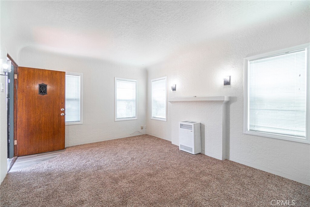 Primary Photo - 713 W 14th St
